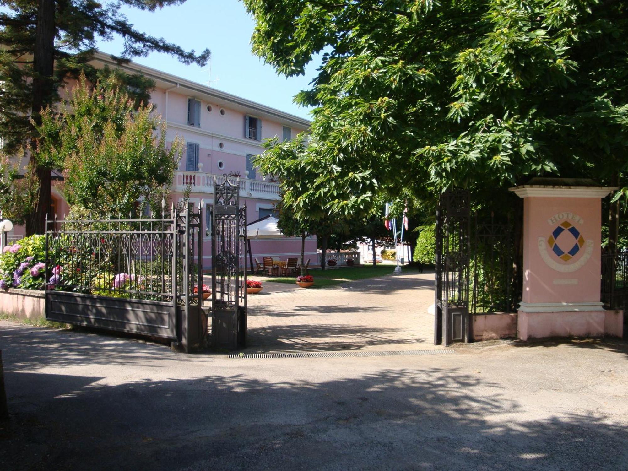 Hotel Gioia Garden Fiuggi Εξωτερικό φωτογραφία